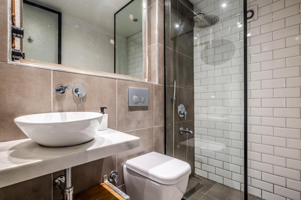 Spectacular And Central Flat In Beyoglu Apartment Истанбул Екстериор снимка