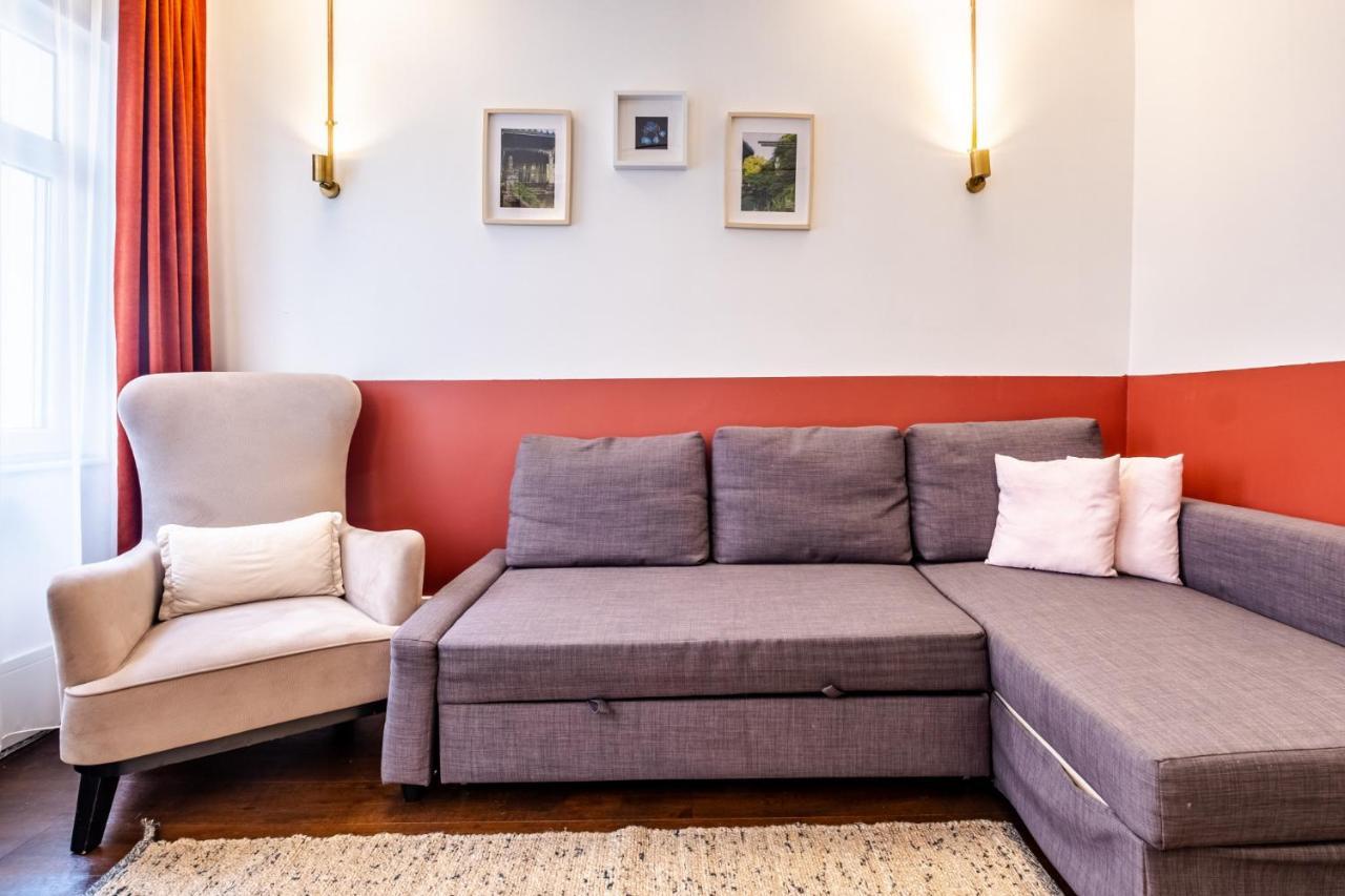 Spectacular And Central Flat In Beyoglu Apartment Истанбул Екстериор снимка
